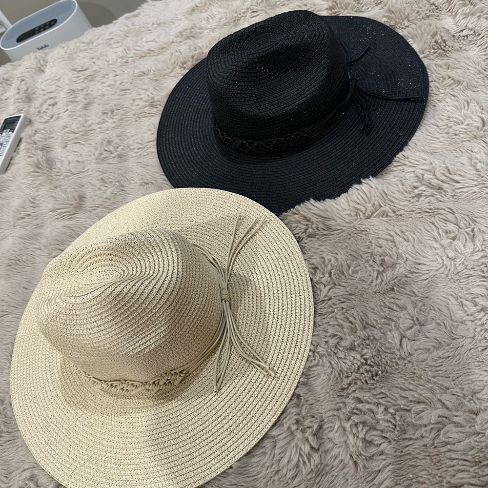 Elegant Black and Cream Women's Sun Hats